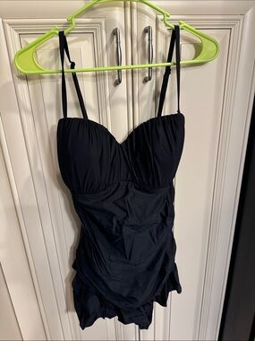 Hot 🥵 Topic NEW without tags 🏷️ Bathing Suit